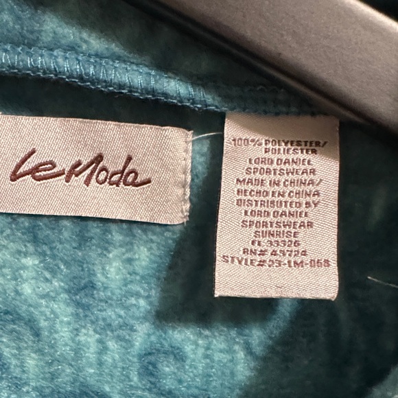 Le Moda Teal Patterned Cape Shawl Jacket with Buttons - Picture 3 of 3